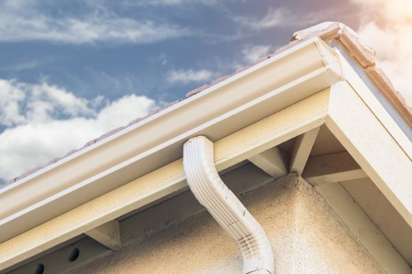 Seamless Gutter Replacement in Beloit